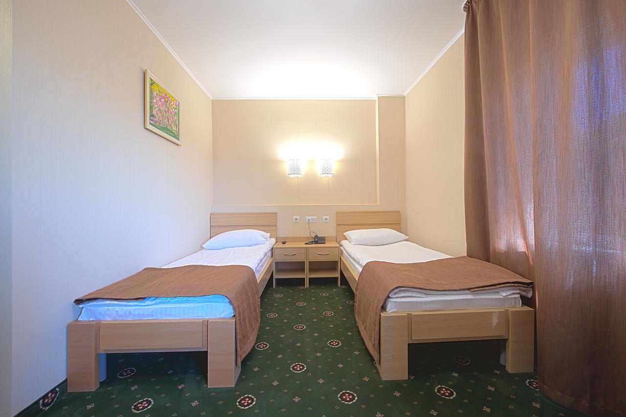 Advenus Hotel إلفيف المظهر الخارجي الصورة